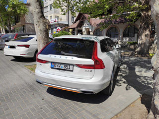 Volvo V90 Cross Country foto 3