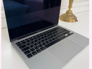 Se vinde urgent  MacBook Air versiunea 15 foto 2