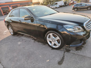 Mercedes E-Class foto 4