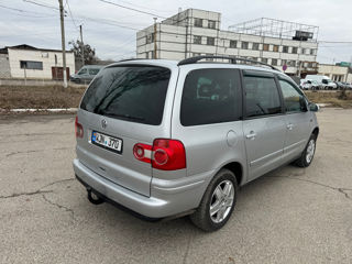 Volkswagen Sharan foto 4