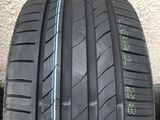 275/30 R19 Tracmax Xprivilo TX-3/ Доставка, livrare toata Moldova foto 3