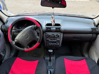 Opel Corsa foto 4