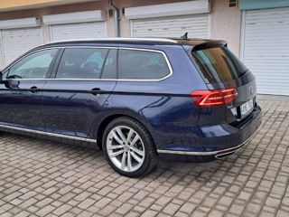 Volkswagen Passat foto 7