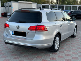 Volkswagen Passat foto 4