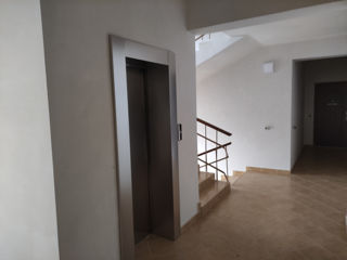 Apartament cu 3 camere, 95 m², Centru, Comrat foto 7
