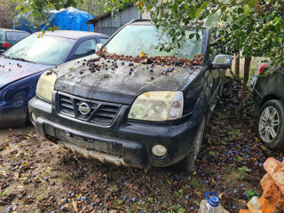 Nissan X-Trail foto 1