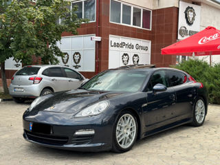 Porsche Panamera foto 8