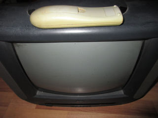 Televizor LG  37"  - 200 lei