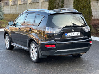 Mitsubishi Outlander foto 6