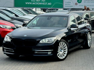 BMW 7 Series foto 3