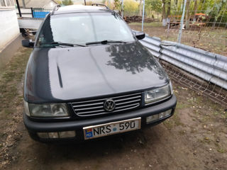 Volkswagen Passat foto 1