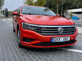 Volkswagen Jetta foto 1