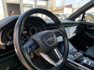 Audi Q7 foto 10