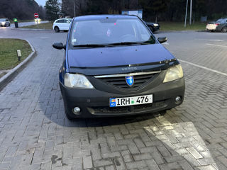 Dacia Logan foto 2