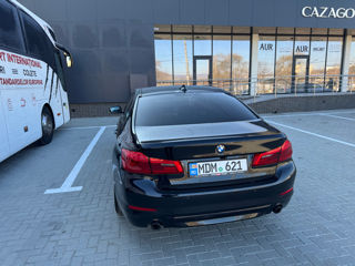 BMW 5 Series foto 4