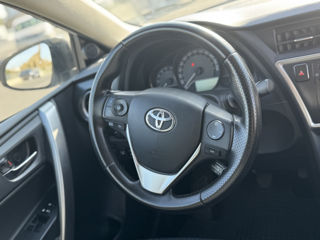 Toyota auris liber spre chirie foto 18