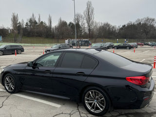 BMW 5 Series foto 4