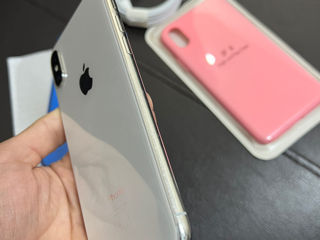 Iphone X 256gb ideal ! Husa noua cadou , sticla de protectie , incarcator foto 3