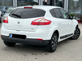 Renault Megane foto 4