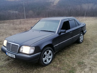 Mercedes E-Class foto 3