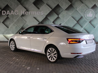 Skoda Superb foto 3