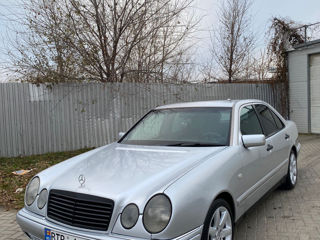 Mercedes E-Class