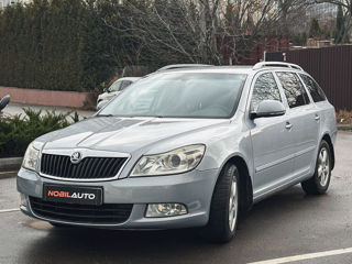 Skoda Octavia foto 1