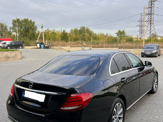 Mercedes E-Class foto 6