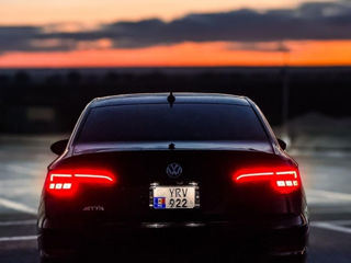 Volkswagen Jetta foto 4