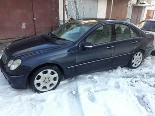 Dezmembrare Mercedes W202 W203 W209 CLK W210 W211 W220 S Class E Class C Class piese зап.части foto 1