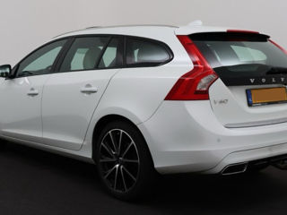 Volvo V60 foto 5