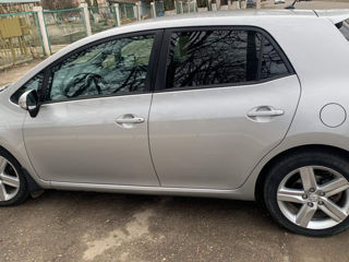 Toyota Auris foto 8