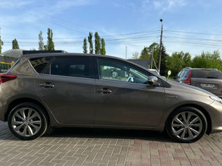 Toyota Auris foto 3