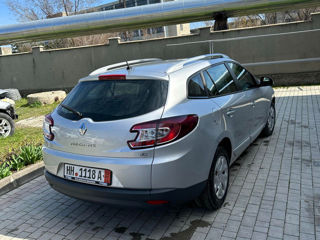 Renault Megane foto 2