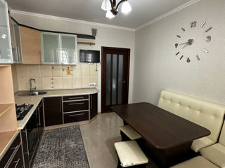 Apartament cu 2 camere, 76 m², Râșcani, Chișinău foto 11