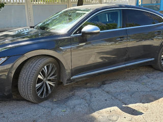 Volkswagen Arteon foto 2