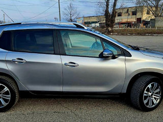 Peugeot 2008 foto 6