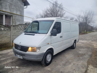 Mercedes Sprinter