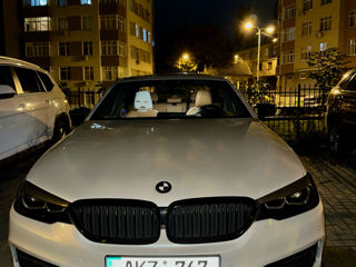 BMW 5 Series foto 10