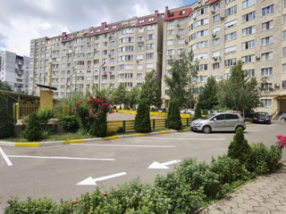 Apartament cu 3 camere, 92 m², Botanica, Chișinău