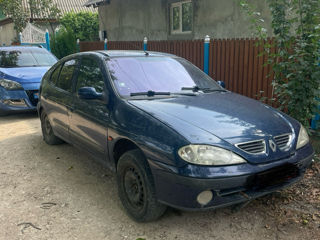 Renault megane 1.6 16v foto 1