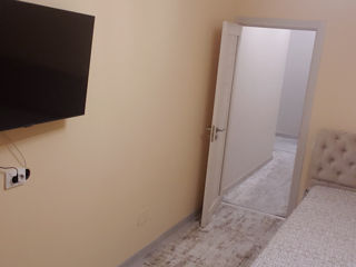 Apartament cu 2 camere, 72 m², Centru, Chișinău foto 3