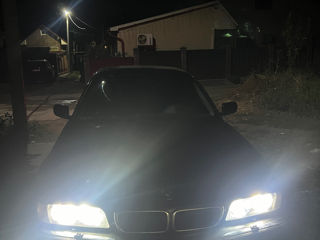 BMW 7 Series foto 7