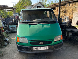 Ford Transit foto 1