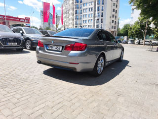 BMW 5 Series foto 4