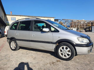 Opel Zafira foto 3