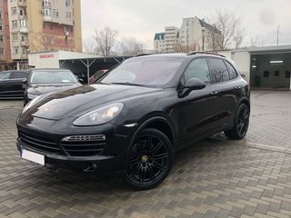 Porsche Cayenne foto 1