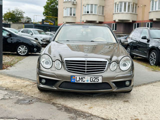 Mercedes E-Class foto 1