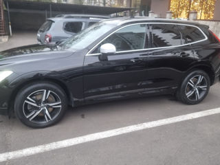 Volvo XC60 foto 1