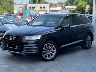 Audi Q7 foto 1